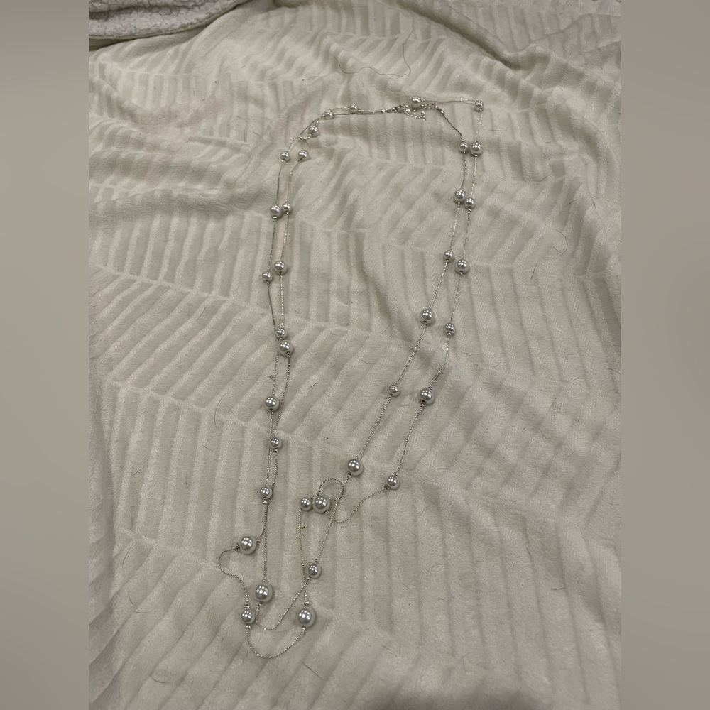 Long beaded strand